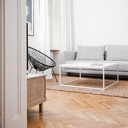 Edelhof Design Apartment Vienna Exterior photo